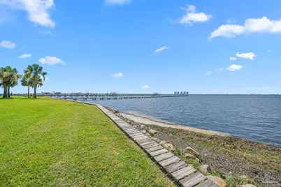 1002 Magnolia Ln, Gulf Breeze, FL 32563 - Photo 34