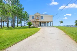 1002 Magnolia Ln, Gulf Breeze, FL 32563 - Photo 54