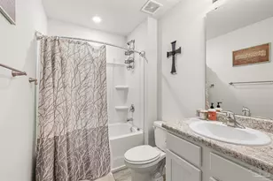 5843 Belmont Stakes Rd, Pensacola, FL 32526 - Photo 14
