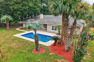 3026 Killarney Dr, Pace, FL 32571 - Photo 2