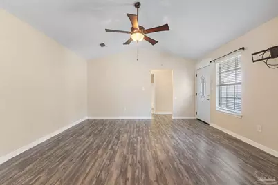8111 Fourth St, Navarre, FL 32566 - Photo 10