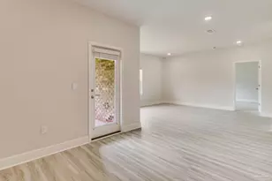 4981 Gaineswood Dr, Milton, FL 32583 - Photo 4