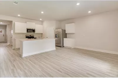 4981 Gaineswood Dr, Milton, FL 32583 - Photo 2