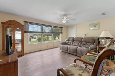 2345 Teate Ave, Pensacola, FL 32504 - Photo 6