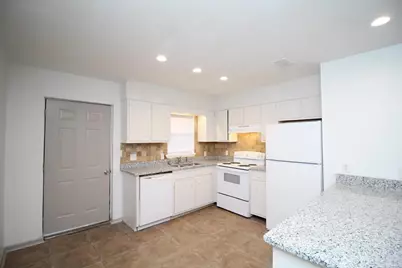 4964 W Spencer Field Rd, Pace, FL 32571 - Photo 4