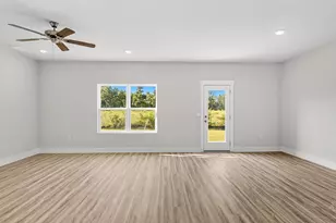 5908 Tripletail Dr, Milton, FL 32583 - Photo 8