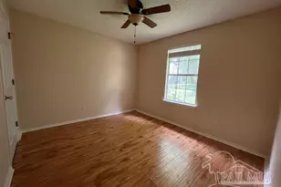 5563 Chantilly Cir, Milton, FL 32583 - Photo 12