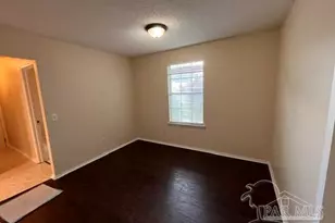 5563 Chantilly Cir, Milton, FL 32583 - Photo 8