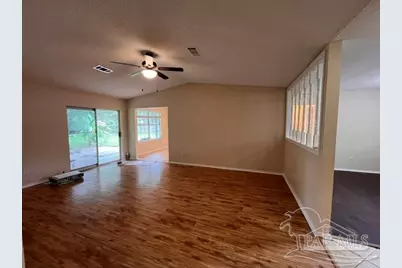 5563 Chantilly Cir, Milton, FL 32583 - Photo 2