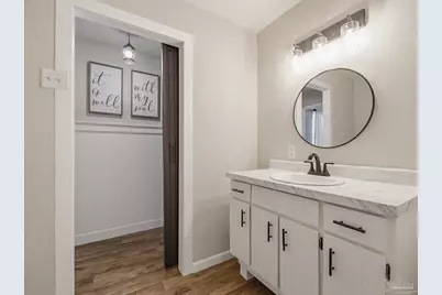 5905 Stephanie Dr, Milton, FL 32570 - Photo 14