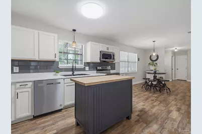 5905 Stephanie Dr, Milton, FL 32570 - Photo 6
