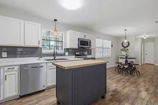 5905 Stephanie Dr, Milton, FL 32570 - Photo 6