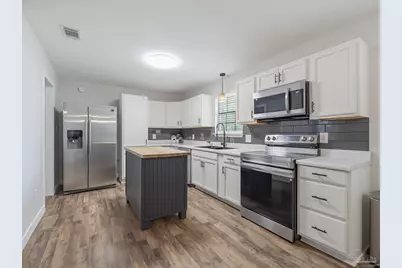 5905 Stephanie Dr, Milton, FL 32570 - Photo 4
