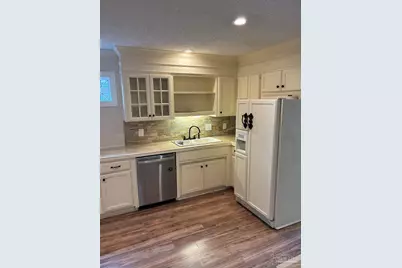 3111 Leesburg Sq, Pensacola, FL 32504 - Photo 10