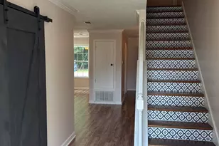 3111 Leesburg Square, Pensacola, FL 32504 - Photo 2