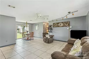 10720 Willow Lake Dr, Pensacola, FL 32506 - Photo 2