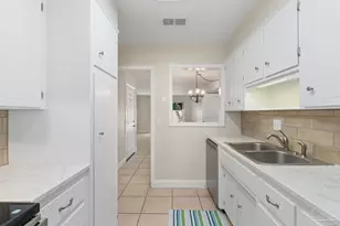 8101 Tippin Ave, Pensacola, FL 32514 - Photo 14