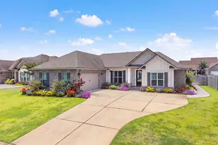 2437 Okatie Ln, Cantonment, FL 32533 - Photo 1