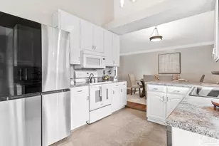 6436 Garden Dr, Gulf Breeze, FL 32563 - Photo 12