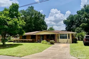 5116 Seagull Dr, Pace, FL 32571 - Photo 1