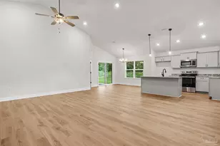 8237 Western Way Dr, Pensacola, FL 32526 - Photo 4