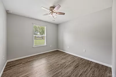 5622 Riviera Dr, Milton, FL 32583 - Photo 18