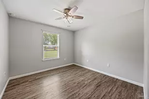 5622 Riviera Dr, Milton, FL 32583 - Photo 18