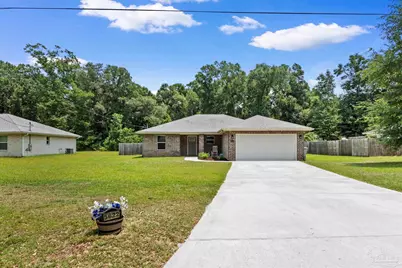 5622 Riviera Dr, Milton, FL 32583 - Photo 2