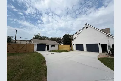 341 Lowell Ln, Pensacola, FL 32514 - Photo 2