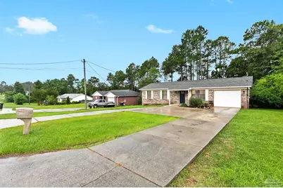 911 Jacks Branch Rd, Cantonment, FL 32533 - Photo 4