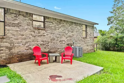 911 Jacks Branch Rd, Cantonment, FL 32533 - Photo 42
