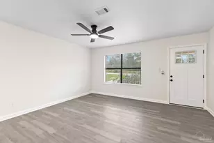 911 Jacks Branch Rd, Cantonment, FL 32533 - Photo 10