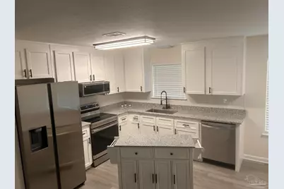 911 Jacks Branch Rd, Cantonment, FL 32533 - Photo 4