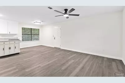 911 Jacks Branch Rd, Cantonment, FL 32533 - Photo 10