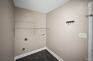 107 Bosque Ct, Cantonment, FL 32533 - Photo 18
