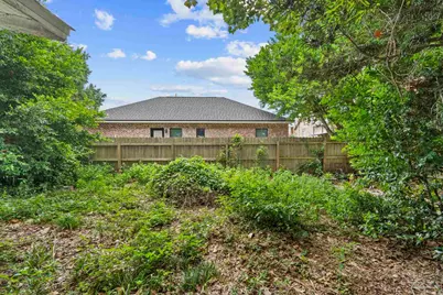 7 Broadmoor Ln #2, Pensacola, FL 32507 - Photo 4