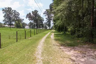 3101 Breastworks Rd, McDavid, FL 32568 - Photo 4