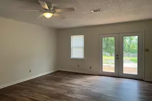 3244 Maplewood Dr, Gulf Breeze, FL 32563 - Photo 4