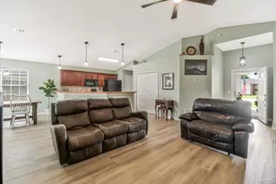 1207 Simpson St, Pensacola, FL 32526 - Photo 26