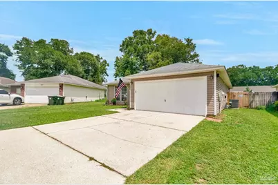1207 Simpson St, Pensacola, FL 32526 - Photo 2
