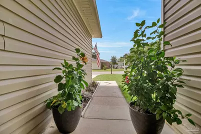 1207 Simpson St, Pensacola, FL 32526 - Photo 6