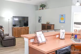 1207 Simpson St, Pensacola, FL 32526 - Photo 4