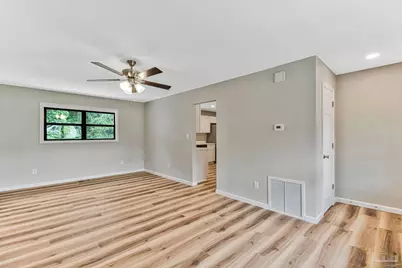 5419 Westwood Dr, Milton, FL 32570 - Photo 6