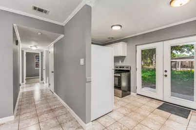919 Clearview Ave, Pensacola, FL 32505 - Photo 10