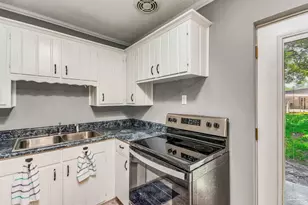 919 Clearview Ave, Pensacola, FL 32505 - Photo 14