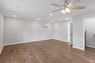 11560 Mobile Hwy, Pensacola, FL 32526 - Photo 30