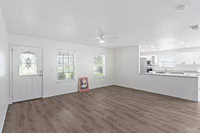 11560 Mobile Hwy, Pensacola, FL 32526 - Photo 8