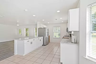 11560 Mobile Hwy, Pensacola, FL 32526 - Photo 10