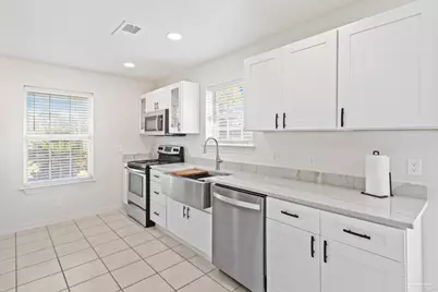 11560 Mobile Hwy, Pensacola, FL 32526 - Photo 12