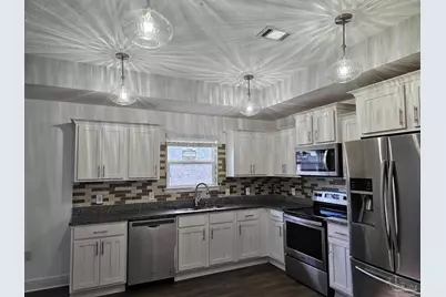 3881 Throne Ct, Milton, FL 32583 - Photo 10